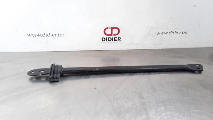 Begagnade Framdelsstöd Landrover Range Rover IV (LG) 4.4 SDV8 32V Pris € 24,20 Inklusive moms erbjuds av Autohandel Didier