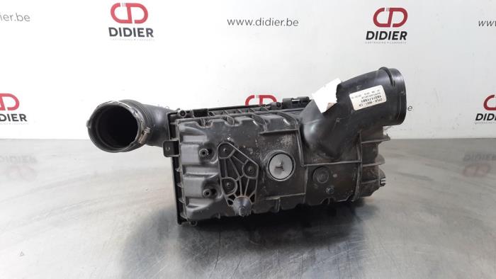 Gebrauchte Luftfiltergehäuse Landrover Range Rover IV (LG) 4.4 SDV8 32V Preis € 102,85 Mit Mehrwertsteuer angeboten von Autohandel Didier