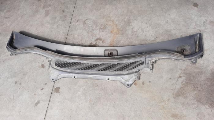 Używane Parawan Landrover Range Rover IV (LG) 4.4 SDV8 32V Cena € 60,50 Z VAT oferowane przez Autohandel Didier