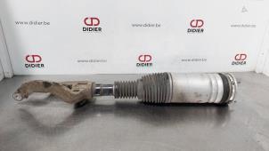 Used Front shock absorber, right Landrover Range Rover IV (LG) 4.4 SDV8 32V Price € 508,20 Inclusive VAT offered by Autohandel Didier