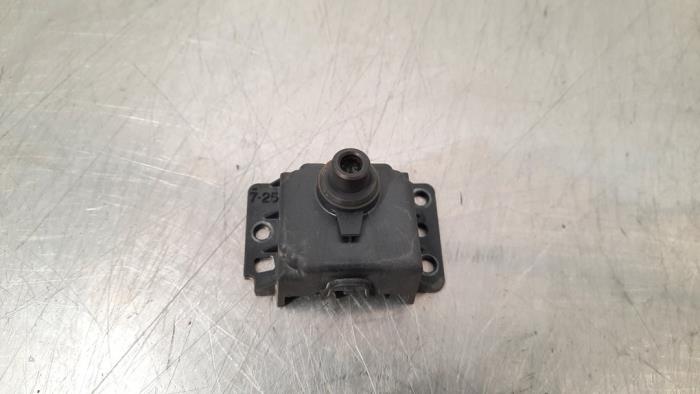 Reversing camera Landrover Range Rover IV 4.4 SDV8 32V - LR052029