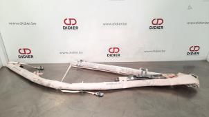 Used Roof curtain airbag, left Landrover Range Rover IV (LG) 4.4 SDV8 32V Price € 223,85 Inclusive VAT offered by Autohandel Didier
