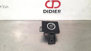 Used Start/stop switch Landrover Range Rover IV (LG) 4.4 SDV8 32V Price € 36,30 Inclusive VAT offered by Autohandel Didier