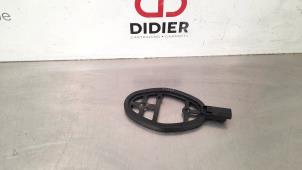 Used Tyre pressure antenna Landrover Range Rover IV (LG) 4.4 SDV8 32V Price € 30,25 Inclusive VAT offered by Autohandel Didier