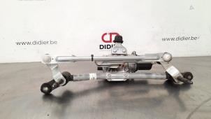 Used Wiper motor + mechanism Renault Clio V (RJAB) 1.0 TCe 100 12V Price € 66,55 Inclusive VAT offered by Autohandel Didier
