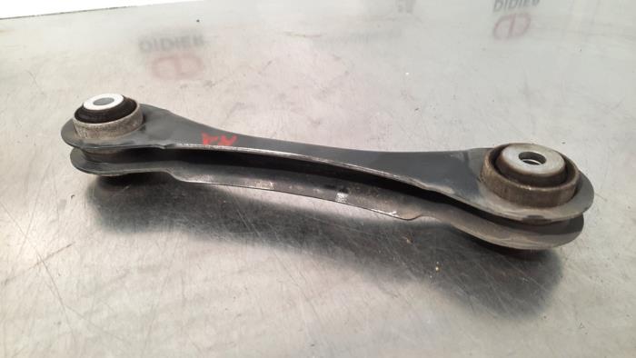 Rear wishbone, right from a BMW 1 serie (F20) 116d 1.5 12V TwinPower 2017