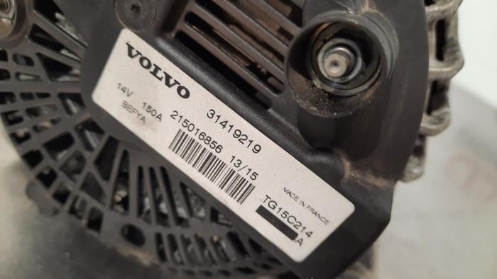 Dynamo from a Volvo V40 (MV) 1.6 D2 2015
