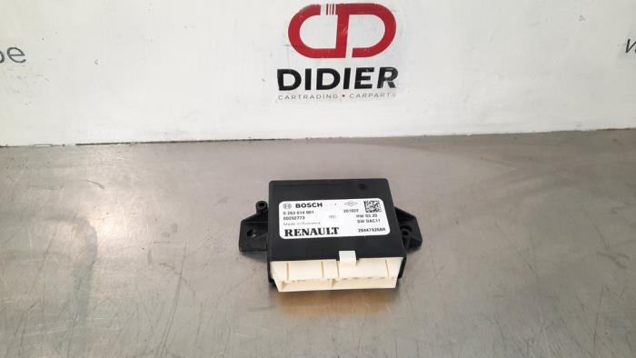 Begagnade PDC-modul Dacia Duster (SR) 1.3 TCE 130 16V Pris € 133,10 Inklusive moms erbjuds av Autohandel Didier