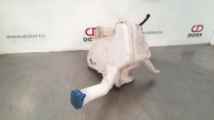Used Front windscreen washer reservoir Toyota Yaris II (P9) 1.4 D-4D Price € 30,25 Inclusive VAT offered by Autohandel Didier