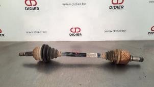 Used Front drive shaft, left Peugeot 3008 II (M4/MC/MJ/MR) 1.6 BlueHDi 115 Price € 90,75 Inclusive VAT offered by Autohandel Didier