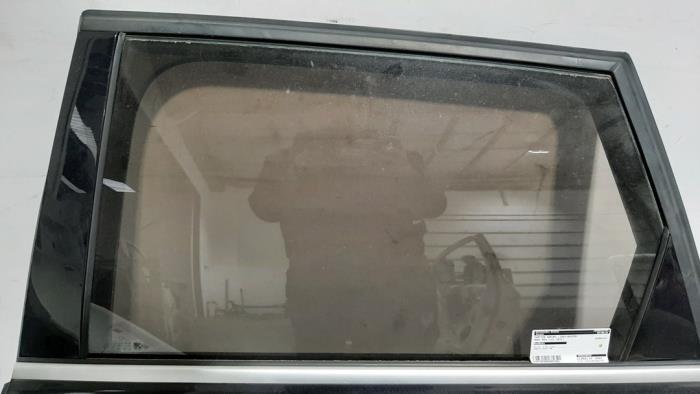 Rear door 4-door, left from a Audi RS 4 Avant (B8) 4.2 V8 32V 2012