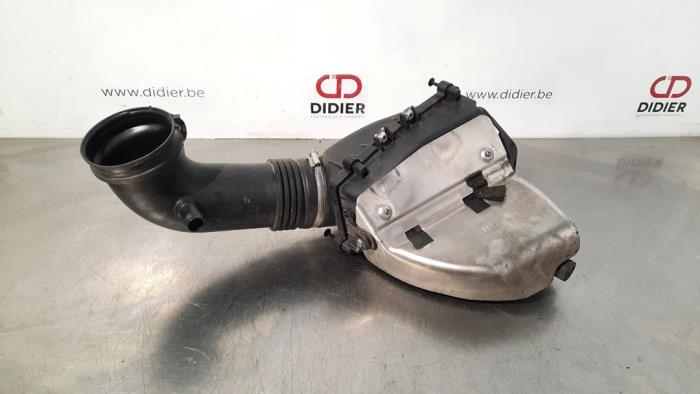 Begagnade Luftfilterhus Audi RS 4 Avant (B8) 4.2 V8 32V Pris € 48,40 Inklusive moms erbjuds av Autohandel Didier