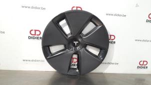 Used Wheel cover (spare) Tesla Model 3 EV AWD Price € 66,55 Inclusive VAT offered by Autohandel Didier