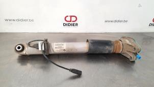 Usagé Amortisseur arrière droit BMW 3 serie (F30) M3 3.0 24V Turbo Competition Package Prix € 308,55 Prix TTC proposé par Autohandel Didier