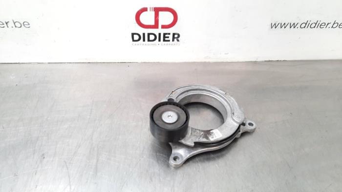 Usados Rodillo tensor correa múltiple BMW 2 serie Active Tourer (F45) 216d 1.5 TwinPower Turbo 12V Precio € 30,25 IVA incluido ofrecido por Autohandel Didier