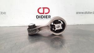 Used Gearbox mount Renault Trafic (1FL/2FL/3FL/4FL) 1.6 dCi Twin Turbo Price € 30,25 Inclusive VAT offered by Autohandel Didier