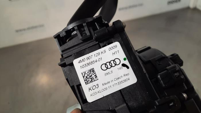 Interruptor combinado columna de dirección de un Audi A4 Avant (B9) 2.0 TDI Ultra 16V 2017