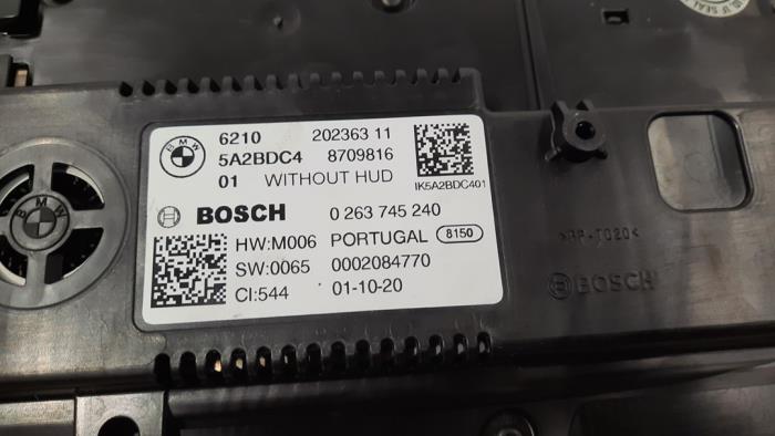 Cuentakilómetros de un BMW 1 serie (F40) 118d 2.0 16V 2021