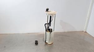 Usados Bomba eléctrica de combustible Citroen Jumper (U9) 2.2 HDi 130 Precio € 90,75 IVA incluido ofrecido por Autohandel Didier