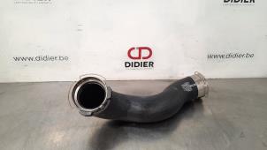 Used Intercooler hose Mercedes GLA (156.9) 1.6 200 16V Price € 30,25 Inclusive VAT offered by Autohandel Didier