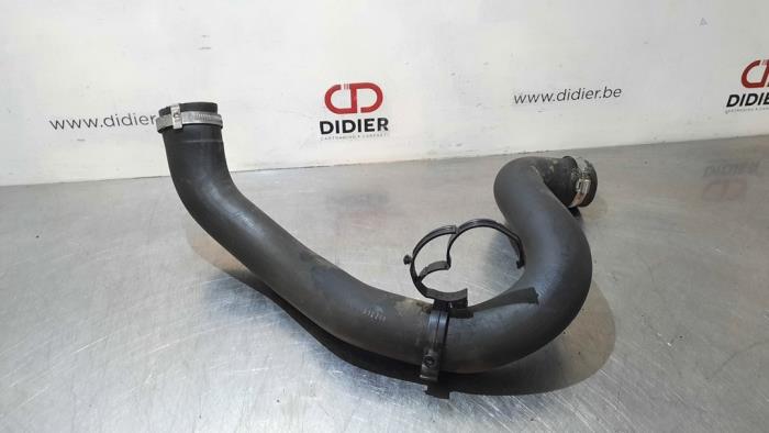 Intercooler hose from a Citroën C4 Grand Picasso (3A) 1.6 BlueHDI 115 2017
