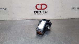 Used Card reader (lock) Citroen C4 Grand Picasso (3A) 1.6 BlueHDI 115 Price € 36,30 Inclusive VAT offered by Autohandel Didier