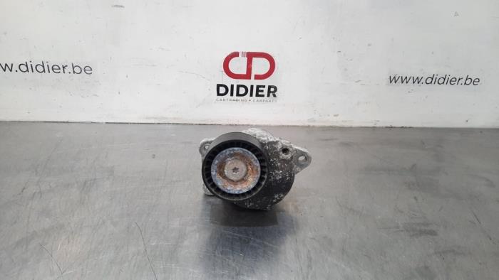 Usados Rodillo tensor correa múltiple Peugeot 5008 II (M4/MC/MJ/MR) 2.0 BlueHDi 180 16V Precio € 18,15 IVA incluido ofrecido por Autohandel Didier
