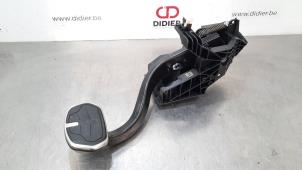 Used Brake pedal BMW 1 serie (F40) 118d 2.0 16V Price € 36,30 Inclusive VAT offered by Autohandel Didier