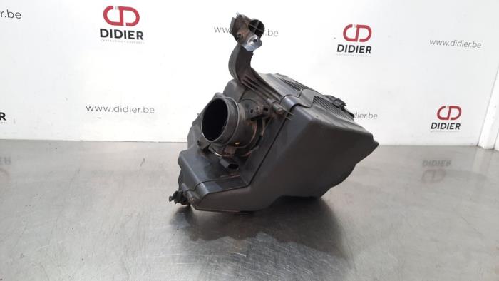 Air box from a Volvo S40 (MS) 1.6 D 16V 2010