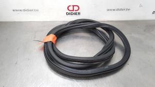 Used Rear door seal 4-door, right Volkswagen Golf VII (AUA) 1.0 TSI 12V BlueMotion Price € 18,15 Inclusive VAT offered by Autohandel Didier