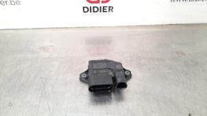 Used Glow plug relay Mercedes C (W205) C-200d 1.6 Turbo 16V Price € 96,80 Inclusive VAT offered by Autohandel Didier