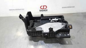 Used Battery box Renault Clio V (RJAB) 1.0 TCe 100 12V Price € 36,30 Inclusive VAT offered by Autohandel Didier