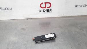 Used Antenna Amplifier Mercedes C (W205) C-200d 1.6 Turbo 16V Price € 30,25 Inclusive VAT offered by Autohandel Didier