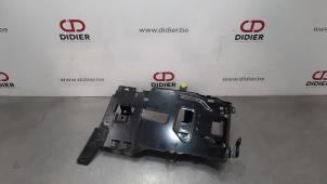 Used Battery box Peugeot Expert (VA/VB/VE/VF/VY) 2.0 Blue HDi 120 16V Price € 18,15 Inclusive VAT offered by Autohandel Didier