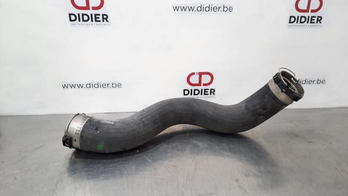 Gebrauchte Intercooler Schlauch Mercedes B (W246/W242) 1.8 B-200 CDI BlueEFFICIENCY 16V Preis € 24,20 Mit Mehrwertsteuer angeboten von Autohandel Didier