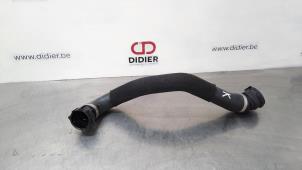 Used Radiator hose BMW 5 serie Touring (G31) 518d 2.0 TwinPower Turbo 16V Mild Hybrid Price € 30,25 Inclusive VAT offered by Autohandel Didier
