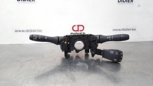 Used Steering column stalk Dacia Duster (SR) 1.0 TCE 12V Price € 96,80 Inclusive VAT offered by Autohandel Didier