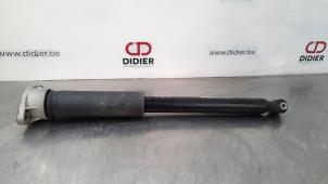 Used Rear shock absorber, right Mercedes C (W205) C-180 1.6 CDI BlueTEC, C-180 d 16V Price € 54,45 Inclusive VAT offered by Autohandel Didier