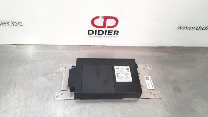 Używane Modul Bluetooth BMW 1 serie (F20) 116d 1.5 12V TwinPower Cena € 102,85 Z VAT oferowane przez Autohandel Didier