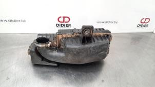 Używane Obudowa filtra powietrza Citroen C3 (SX/SW) 1.2 Vti 12V PureTech Cena € 66,55 Z VAT oferowane przez Autohandel Didier