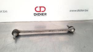 Used Anti-roll bar guide Peugeot 3008 II (M4/MC/MJ/MR) 1.6 BlueHDi 115 Price € 24,20 Inclusive VAT offered by Autohandel Didier