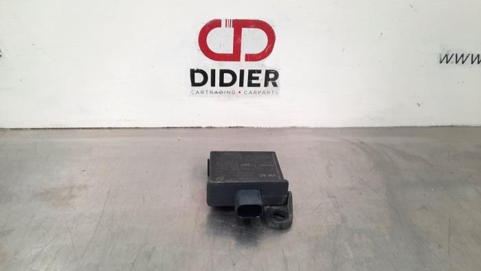 Begagnade Däcktryckssensor Audi RS 6 Avant (C7) 4.0 V8 TFSI 32V Pris € 18,15 Inklusive moms erbjuds av Autohandel Didier