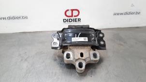 Używane Wspornik skrzyni biegów Audi Q3 Sportback (F3N) 1.5 35 TFSI 16V Mild Hybrid Cena € 36,30 Z VAT oferowane przez Autohandel Didier