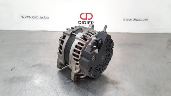 Dynamo from a Mercedes-Benz A (W176) 1.5 A-160 CDI, A-160d 16V 2017