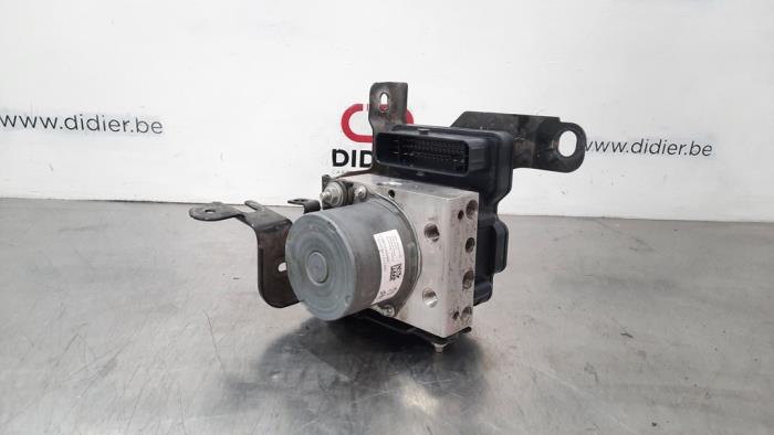 Gebrauchte ABS Pumpe Peugeot 3008 II (M4/MC/MJ/MR) 1.6 BlueHDi 115 Preis € 163,35 Mit Mehrwertsteuer angeboten von Autohandel Didier
