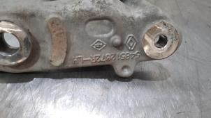 Used Engine mount Renault Megane IV (RFBB) Price € 36,30 Inclusive VAT offered by Autohandel Didier