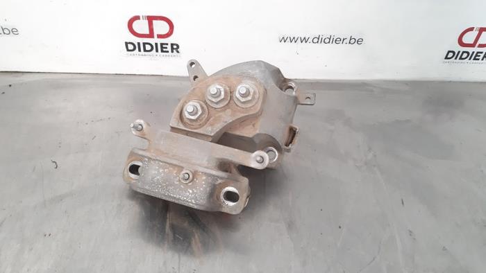 Used Engine mount Ford Fiesta 7 1.0 EcoBoost 12V 100 Price € 48,40 Inclusive VAT offered by Autohandel Didier
