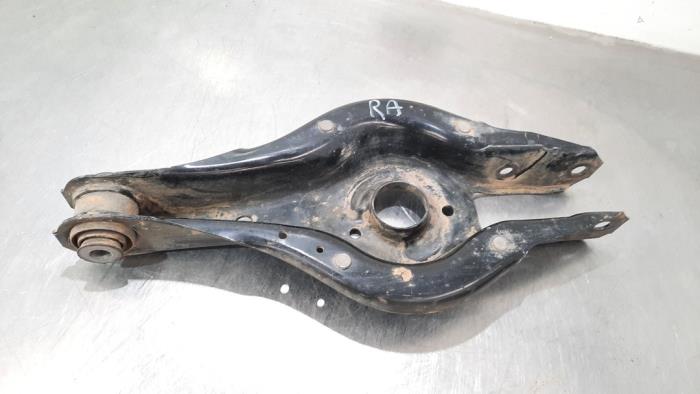 Rear wishbone, right from a BMW 4 serie (F32) 420d 2.0 16V 2014