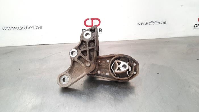 Used Engine mount Ford Fiesta 7 1.0 EcoBoost 12V Price € 18,15 Inclusive VAT offered by Autohandel Didier