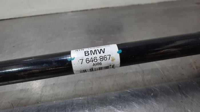 Drive shaft, rear left from a BMW X1 (F48) xDrive 20d 2.0 16V 2017